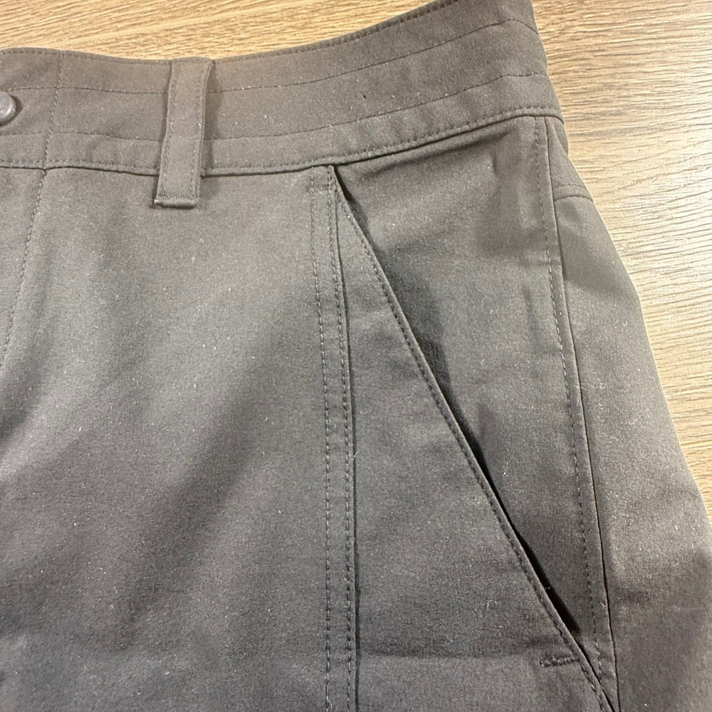L.L. Bean Women's Multisport Trail Shorts, Black, SIze 10 Cargo Outdoor HIking - Picture 10 of 12